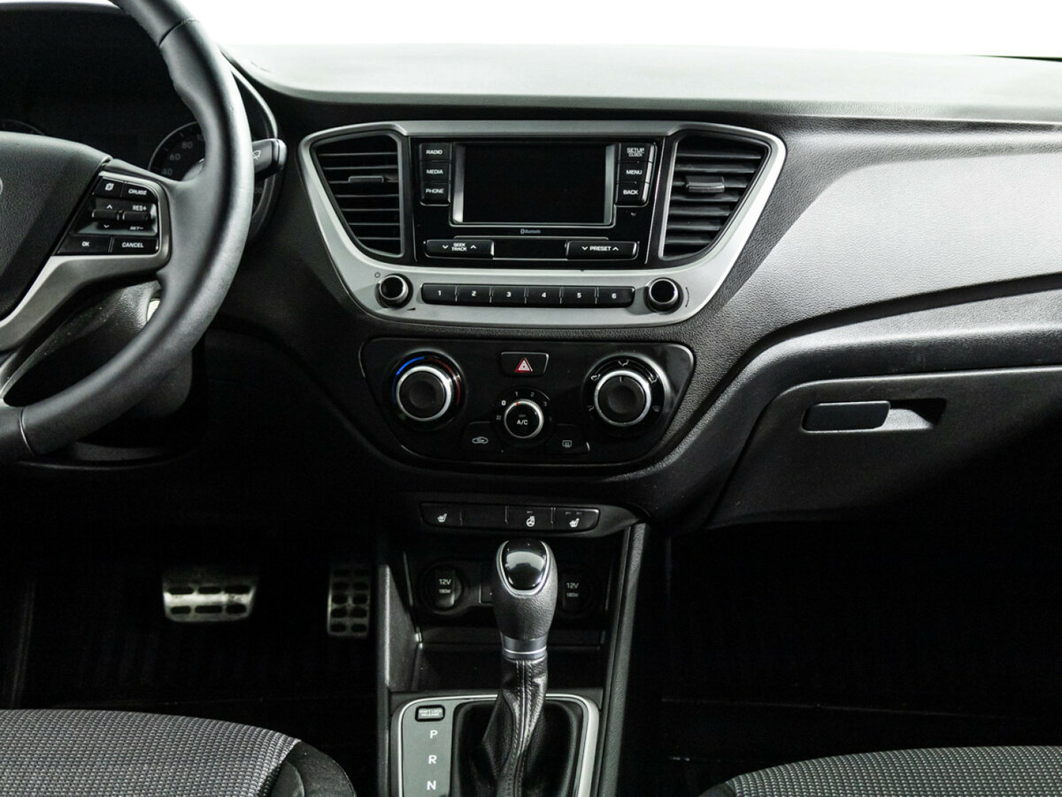 Hyundai Solaris II, 2017 Фото №14