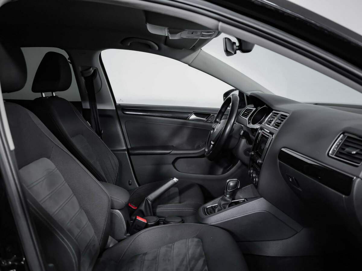 Volkswagen Jetta VI Рестайлинг, 2017 Фото №25
