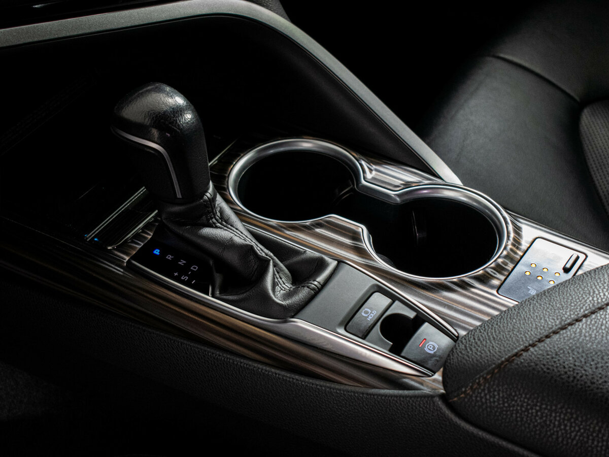 Toyota Camry VIII (XV70), 2020 Фото №14