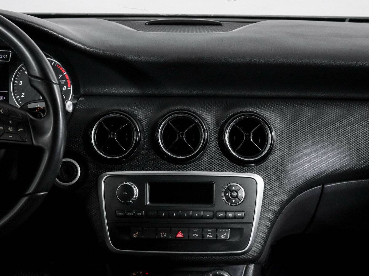 Mercedes-Benz A-Класс 180 III (W176), 2014 Фото №9