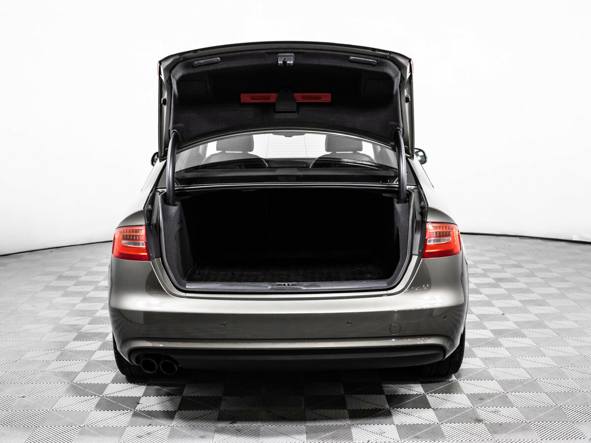 Audi A4 IV (B8) Рестайлинг, 2014 Фото №12