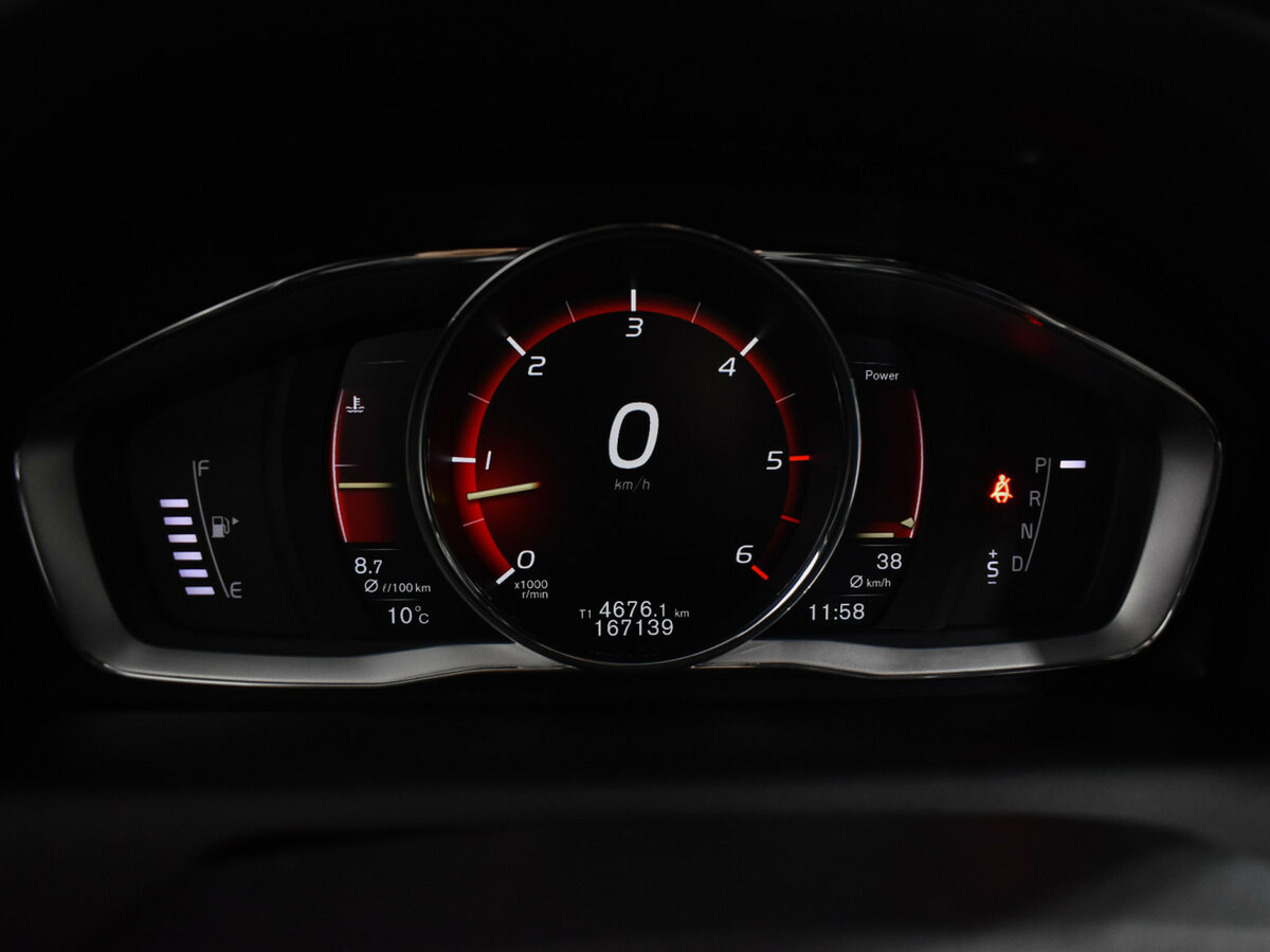 Volvo XC60 I Рестайлинг, 2017 Фото №19