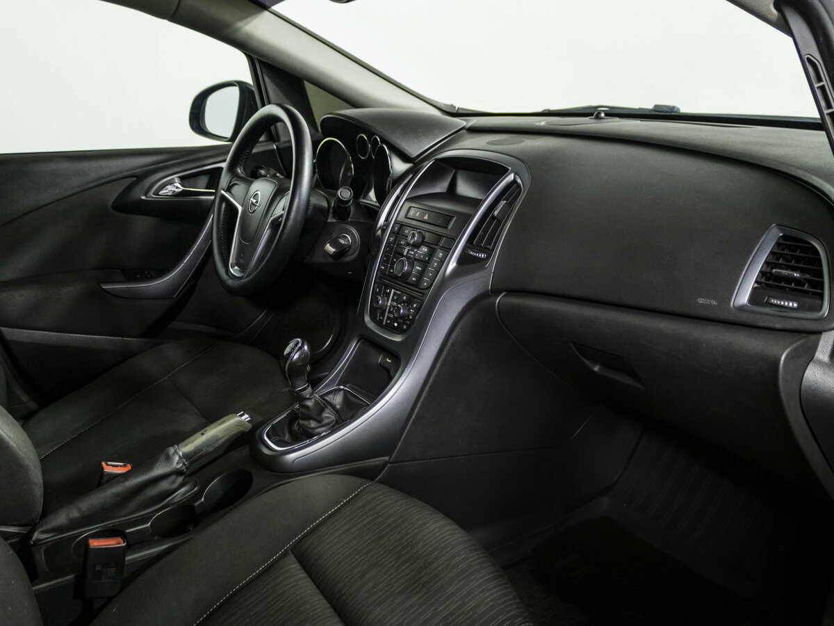 Opel Astra J Рестайлинг, 2013 - 145 000 км. | Фото №7