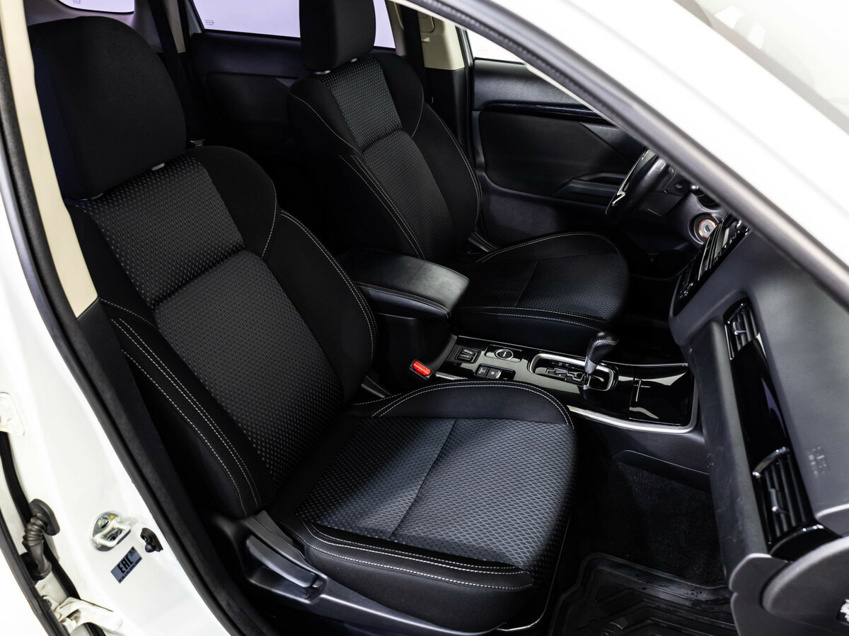 Mitsubishi Outlander III Рестайлинг 3, 2018 Фото №18