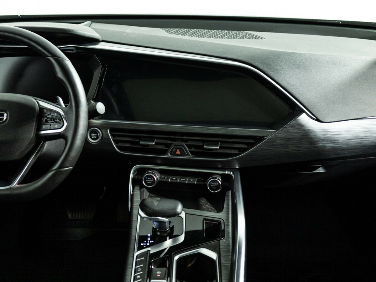 Geely Tugella I Рестайлинг, 2023 Фото №12