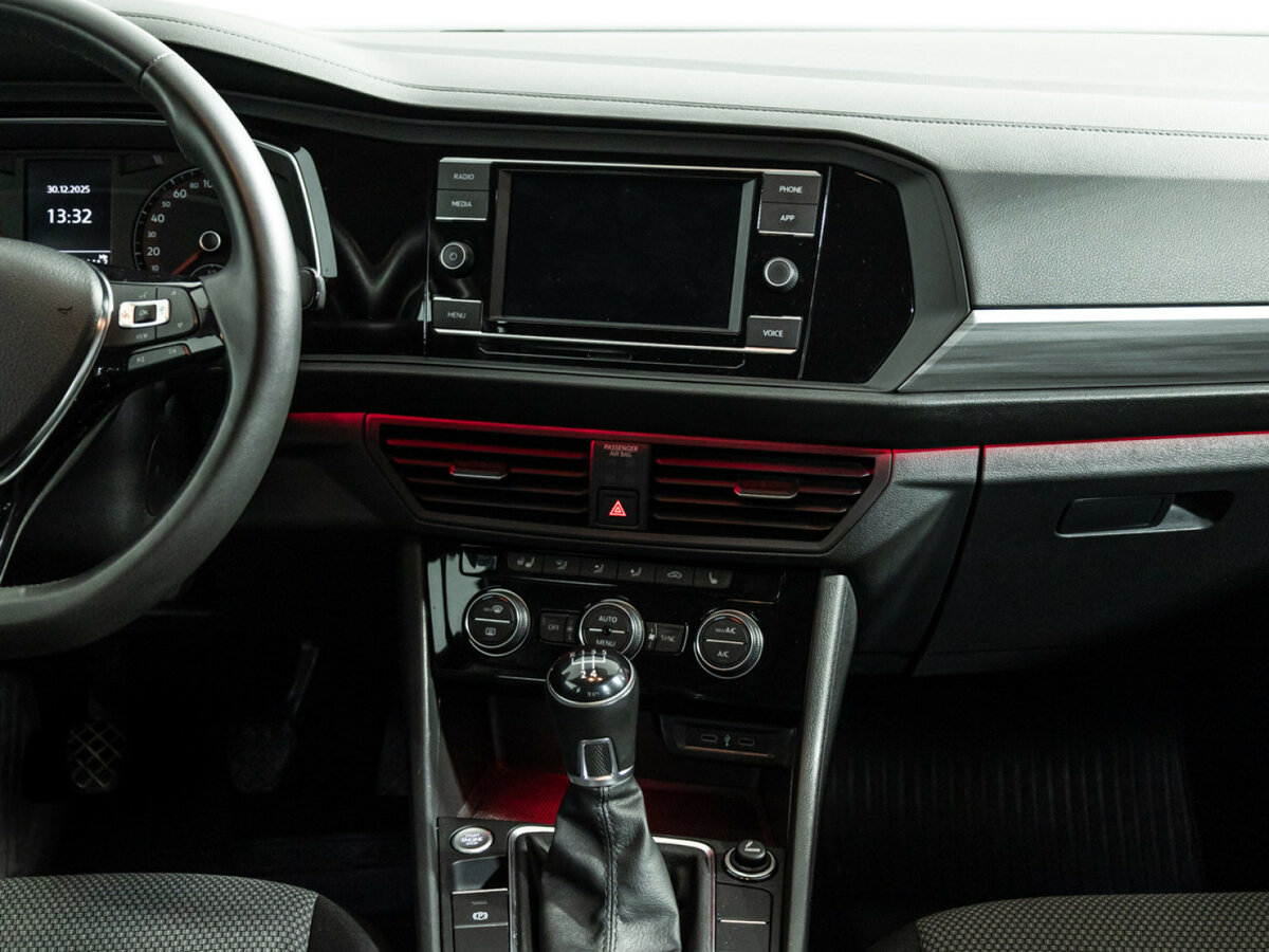 Volkswagen Jetta VII, 2020 Фото №14