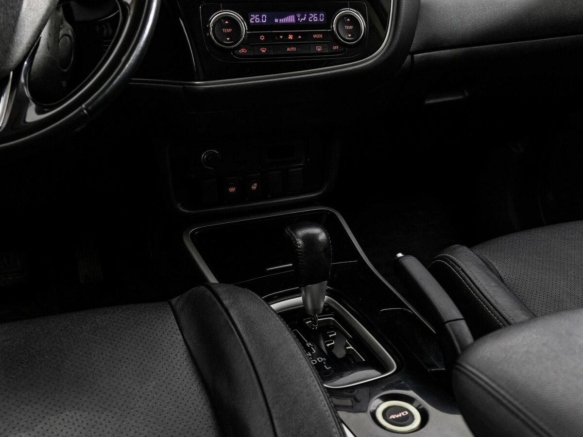 Mitsubishi Outlander III Рестайлинг 2, 2017 Фото №10