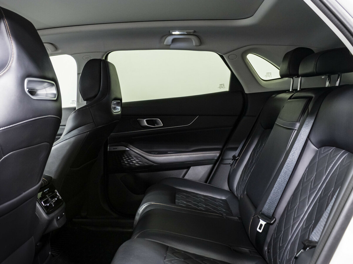 Changan UNI-K, 2023 Фото №11