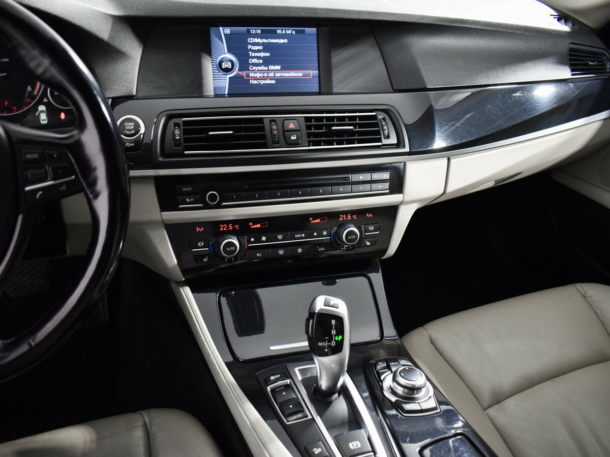 BMW 5 серии 530d xDrive VI (F10/F11/F07), 2012 Фото №14